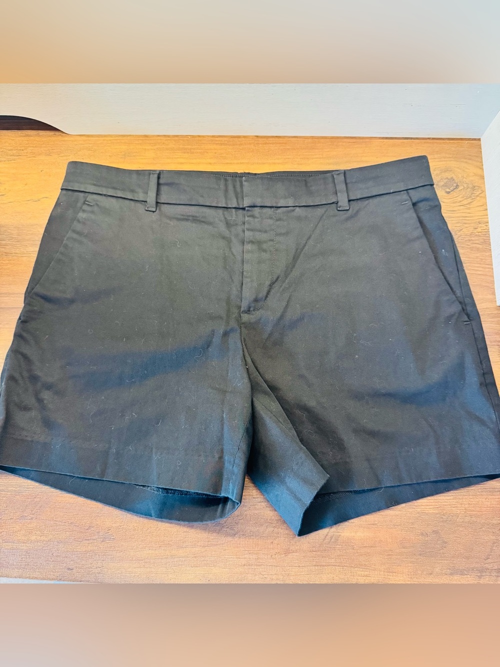 Banana Republic The Avalon Short Black Chino Cotton Stretch Size 6 EUC